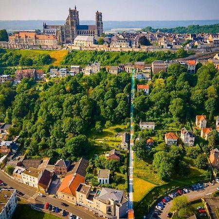 Au Coeur De La Cite Medievale Apartment Laon Ngoại thất bức ảnh